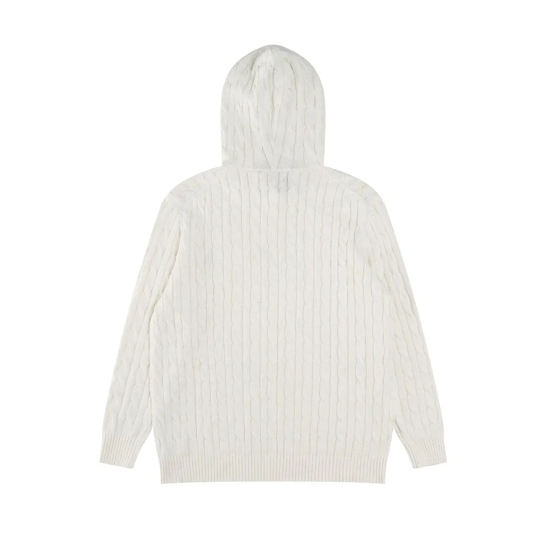 P236 #R84 RALPH LAUREN Six-color classic hooded twist pullover sweater with high-density LOGO embroidery on the chest and original custom-made tag accessories. Made of pure cotton yarn, pure cotton is skin-friendly and comfortable, small label war horse embroidered twist hooded sweater 🐎 high quality, follow the blogger to learn how to wear it! Let’s buy a Ralph Lauren cable sweater. It’s a super hard-to-find series after it became popular. It’s hard to find one on the official website. It’s simple and practical to wear, with a lazy and loose feel. The thickened fabric has more texture, feels soft and delicate, and has a loose fit. Whether worn alone or layered, you can wear different styles of fashion with just one piece!   Size: S M L